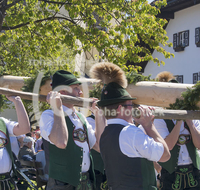fileadmin/roha/images_galerie/brauchtum/Maibaum/Piding-Johannishoegl/BR-MAIB-PID-2017-1317-01-D-roha-Brauchtum-Maibaum-Piding.jpg