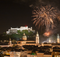 fileadmin/roha/images_galerie/brauchtum/Feuerwerk/SA-ALTST-FEUERW-0008-D-roha-Salzburg-Altstadt-Festung-Feuerwerk-Rupertikirtag.png