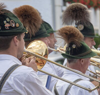fileadmin/roha/downloads-rupertiwinkel/musik/MU-BLA-ANG-0200-1951-01-D-roha-Musik-Blasmusik-Musikkapelle-Anger-Hoeglwoerth-Dorfplatz-Standkonzert.jpg