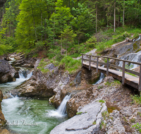 fileadmin/roha/images_galerie/orte_landschaft/Schneizlreuth/SCHNEILZL-WEISSB-0004-D-roha-Schneizlreuth-Weissbach-Schlucht-Wasser.png